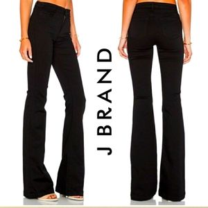 J Brand Maria Flare in Seriously Black